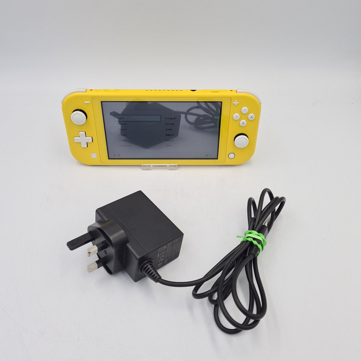 Nintendo Switch Lite イエロー / ケース、充電器付き