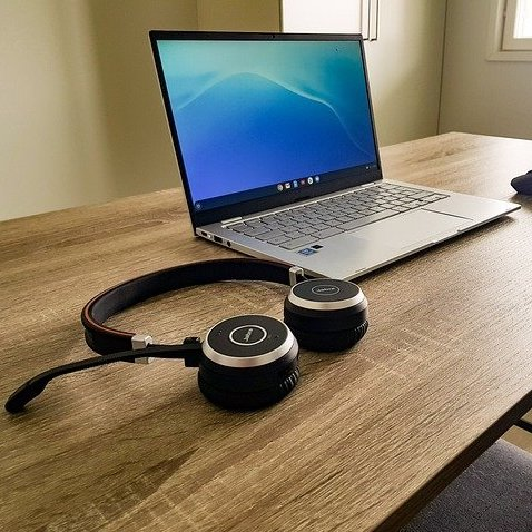 TECH GADGETS