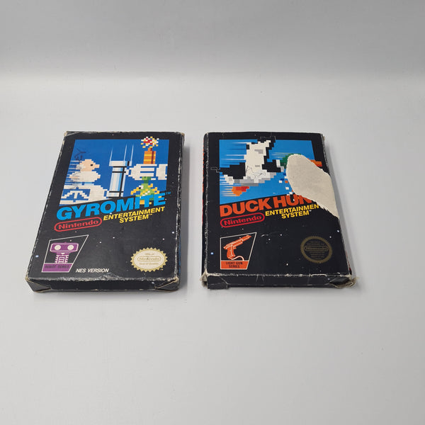 NES DELUXE SET CONSOLE & ROB THE ROBOT