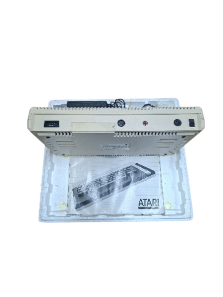 ATARI 80OXL CONSOLE