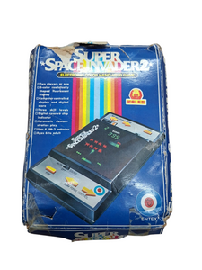 SUPER SPACE INVADERS 2 HAND-HELD GAME CONSOLE